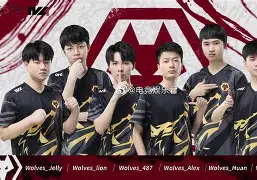 包含小组赛巅峰对决！关东火箭队险胜海滨赤兔队，电竞赛场再起波澜；战术板得到兑现的词条