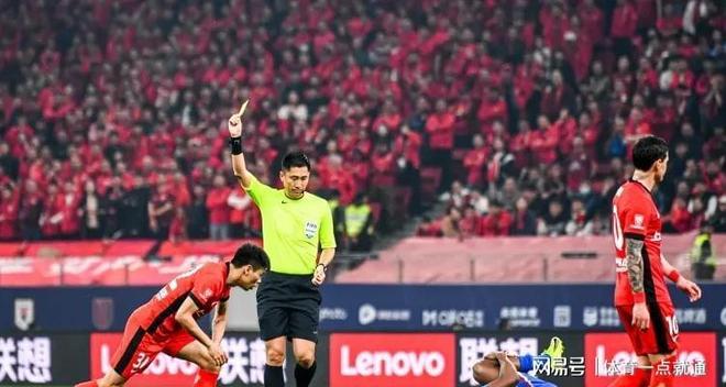  卡利亚里对亚特兰大 