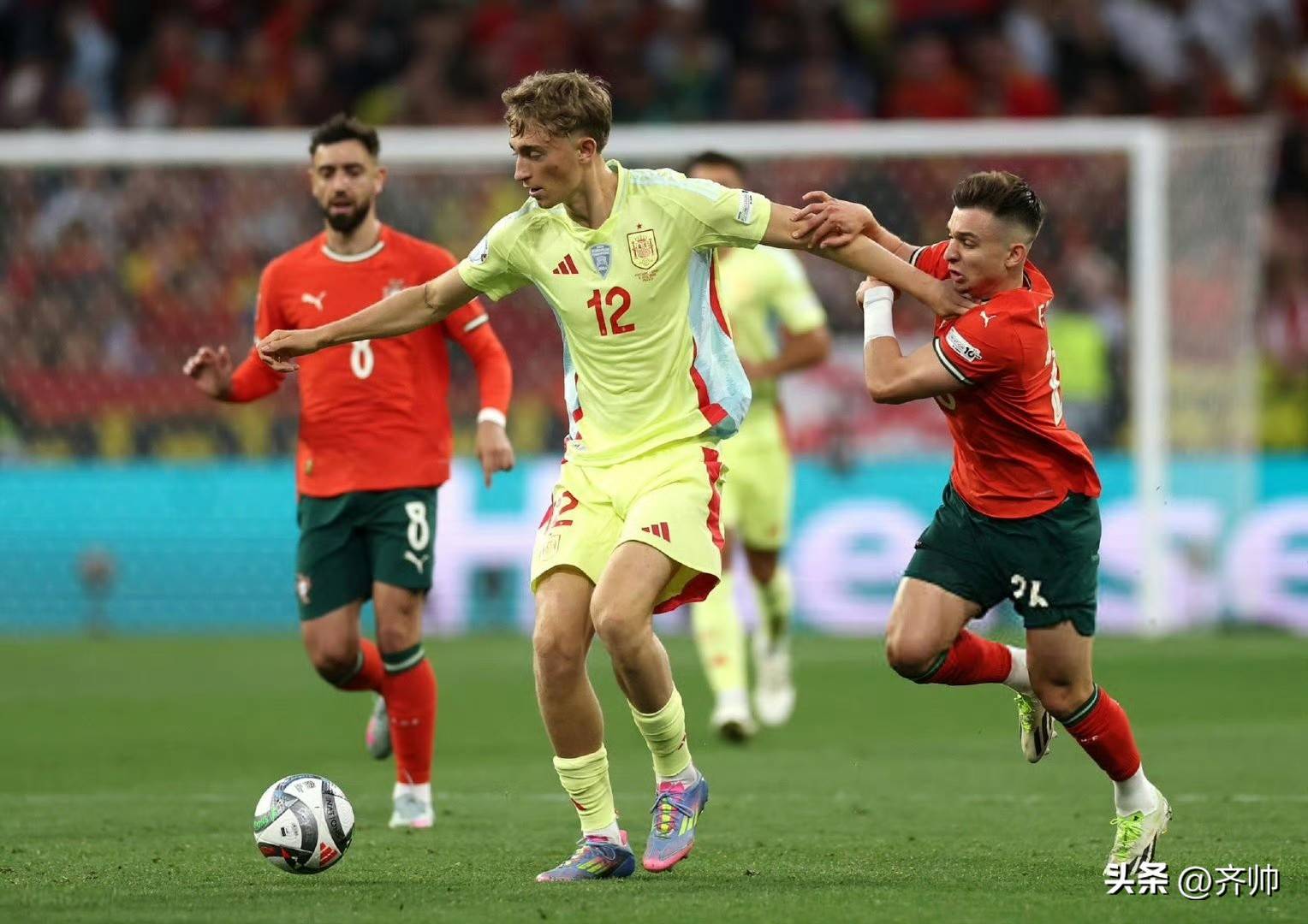 包含葡萄牙体育发布备战花絮，集结日单刀错失，欧超杯任务艰巨，球队文化再被提及的词条