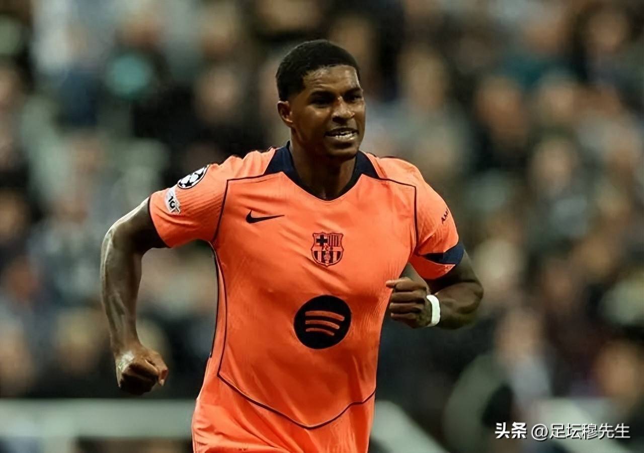 意甲赛前再迎强敌,曼联更衣室发声,主帅态度:气氛紧张,年轻球员得到机会的简单介绍 意甲赛前再迎强敌,曼联更衣室发声,主帅态度:气氛紧张,年轻球员得到机会的简单介绍