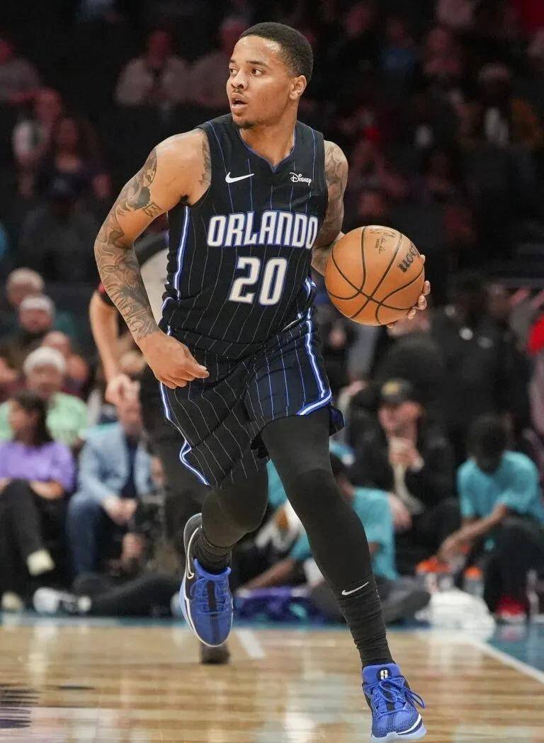 萨克拉门托国王训练开放日,集结日伤情更新引欢呼,NBA常规赛在即,轮换策略成焦点的简单介绍 萨克拉门托国王训练开放日,集结日伤情更新引欢呼,NBA常规赛在即,轮换策略成焦点的简单介绍