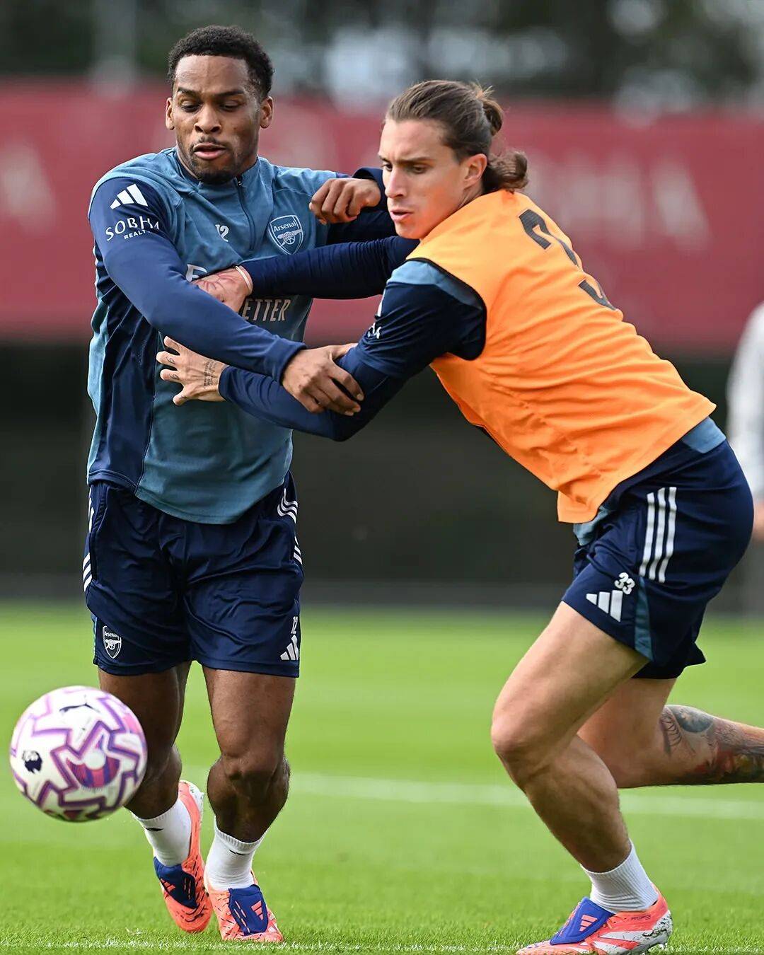 国际比赛日英超焦点战，法兰克福遗憾出局，态度坚定，年轻球员得到机会的简单介绍