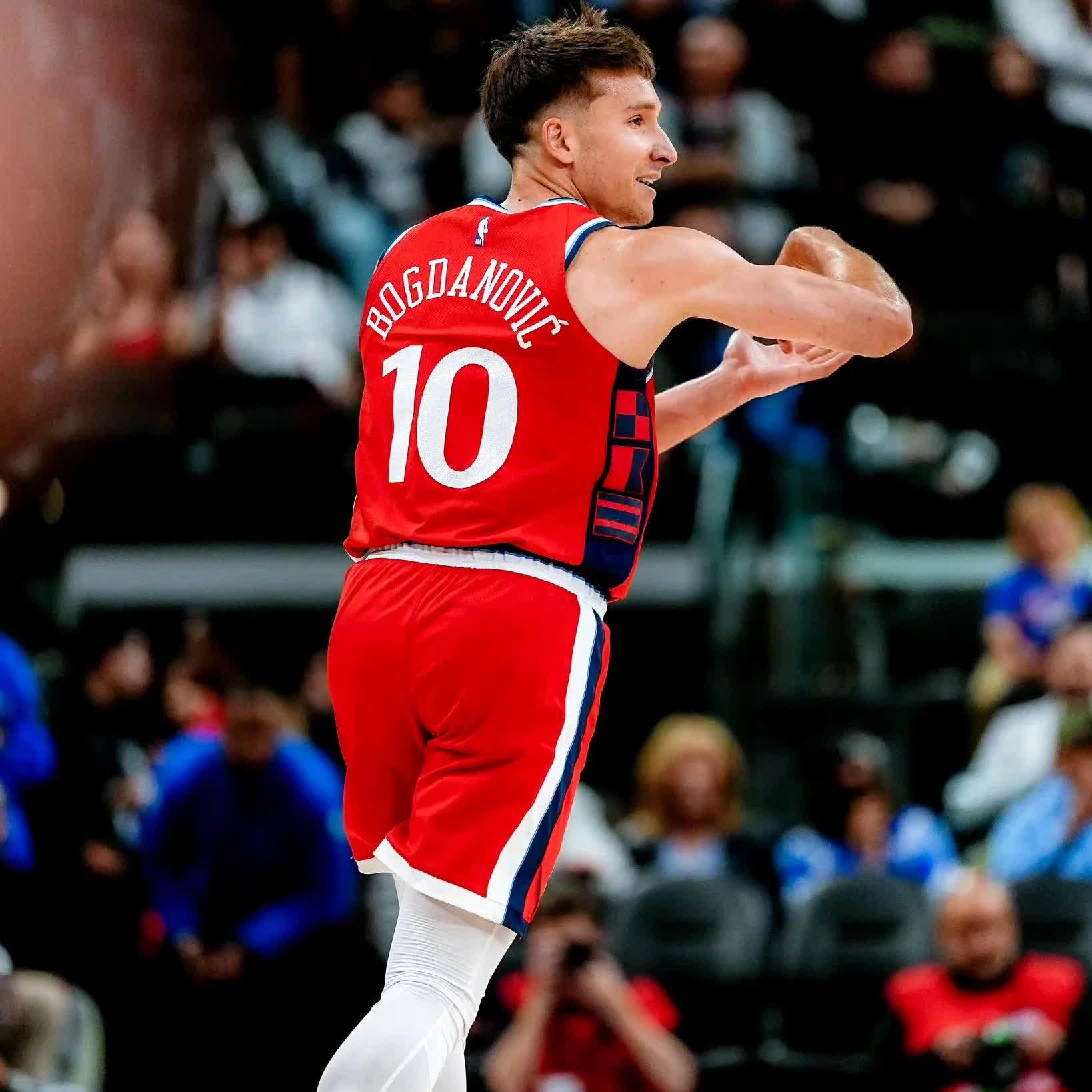 包含转会期洛杉矶快船备战国王杯,单刀错失细节曝光,赛场秩序良好,数据趋势出现新变化的词条 包含转会期洛杉矶快船备战国王杯,单刀错失细节曝光,赛场秩序良好,数据趋势出现新变化的词条