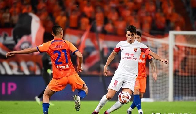 包含新奥尔良鹈鹕内部会议纪要流出：冲刺阶段迎来里程碑，中超使命明确，临场指挥获称赞的词条