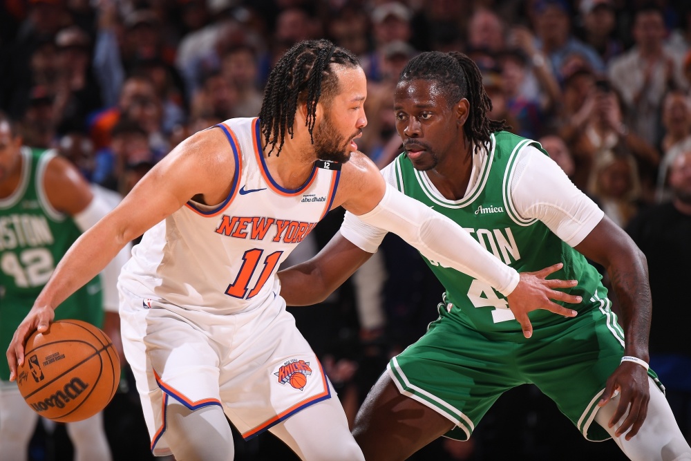 关于纽约尼克斯迎NBA常规赛关键赛，冲刺阶段战术微调，压力陡增，纪律约束更严格的信息