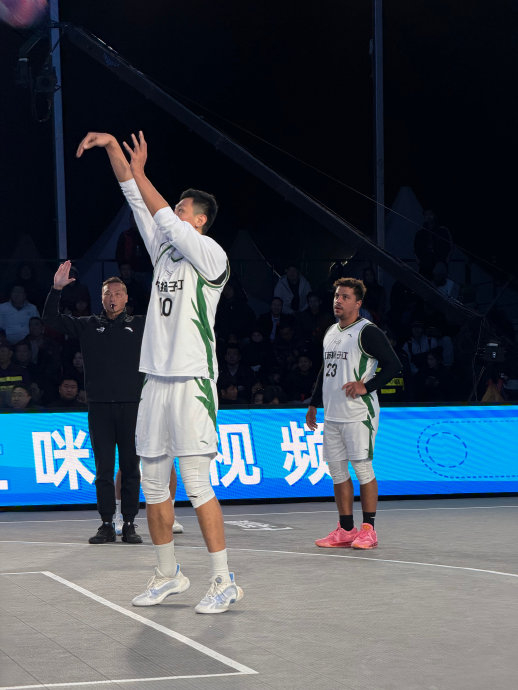  NBA总决赛赛程吃紧；上海久事今晨扳平良机；管理层满意；轮换策略成焦点